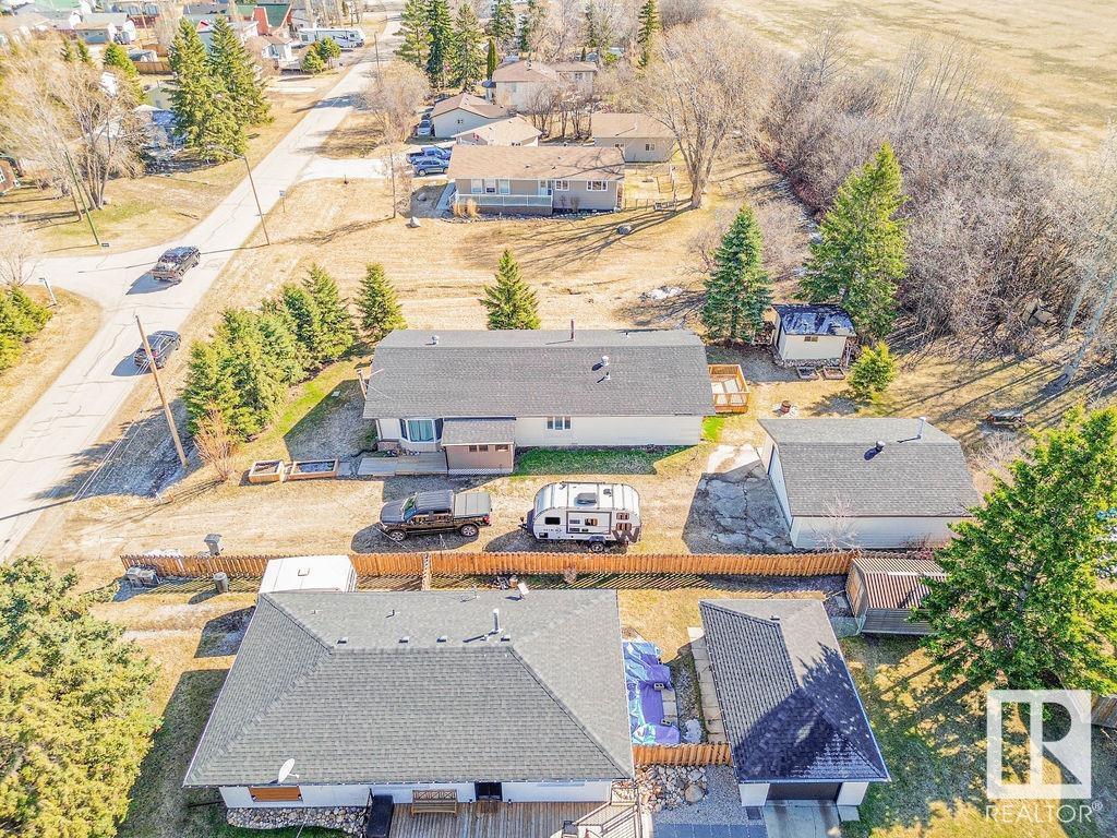 5803 49 Av, Rural Lac Ste. Anne County, Alberta  T0E 0A0 - Photo 34 - E4432016