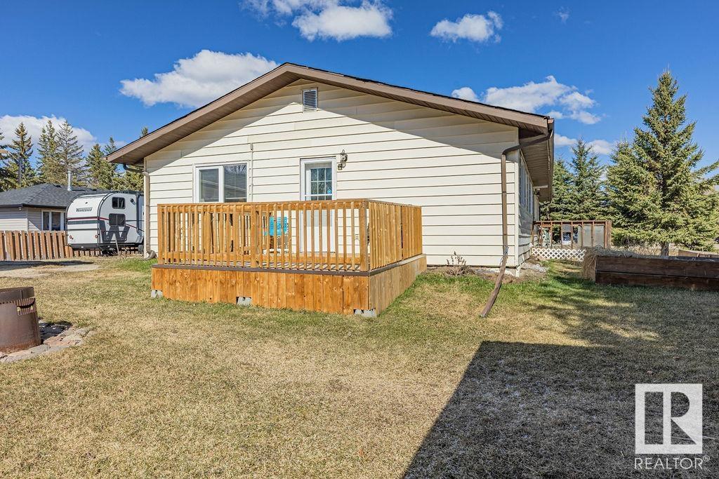 5803 49 Av, Rural Lac Ste. Anne County, Alberta  T0E 0A0 - Photo 5 - E4432016