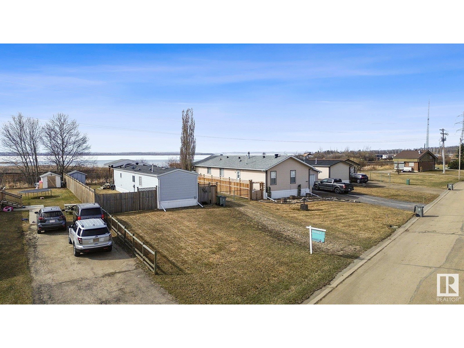 4713 51 Av, Wabamun, Alberta  T0E 2K0 - Photo 2 - E4432487