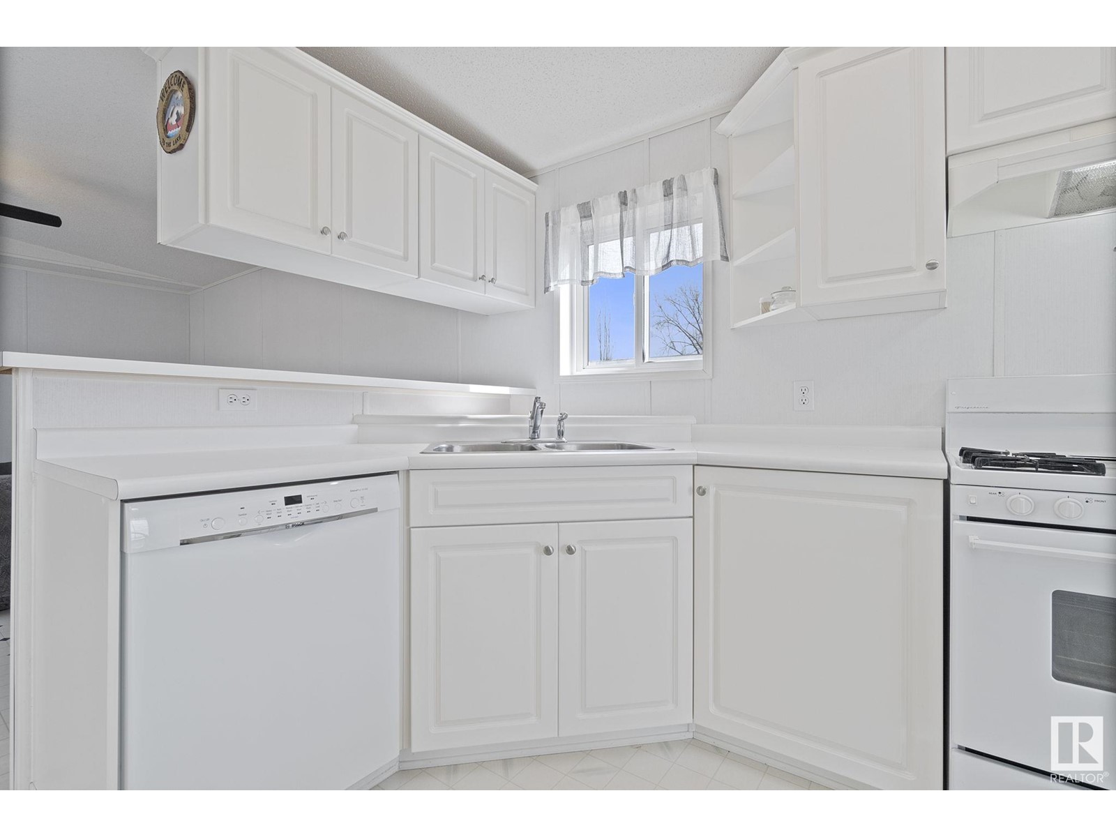 4713 51 Av, Wabamun, Alberta  T0E 2K0 - Photo 5 - E4432487