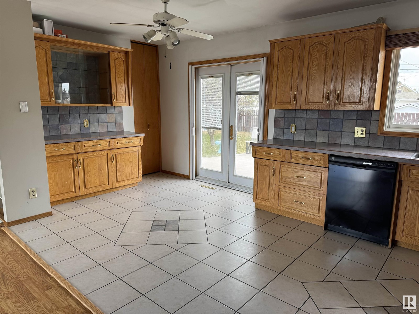 5420 49a St, Drayton Valley, Alberta  T7A 1C3 - Photo 4 - E4432666