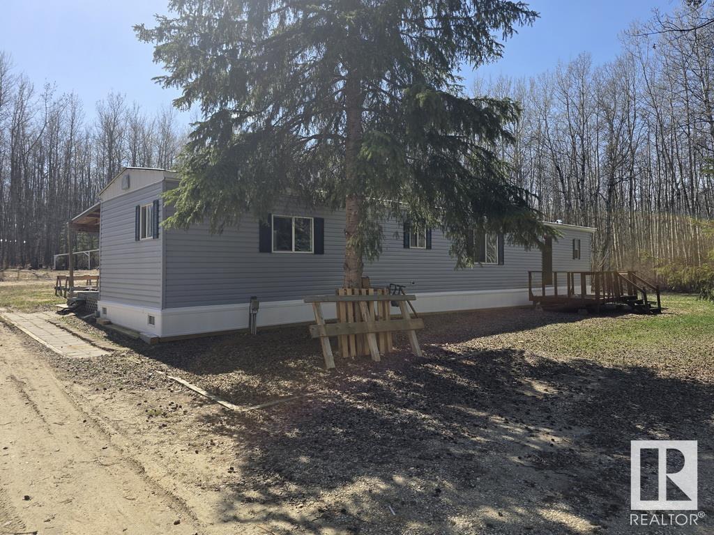 509 1414 Hwy 37, Rural Lac Ste. Anne County, Alberta  T0E 1V0 - Photo 2 - E4433081