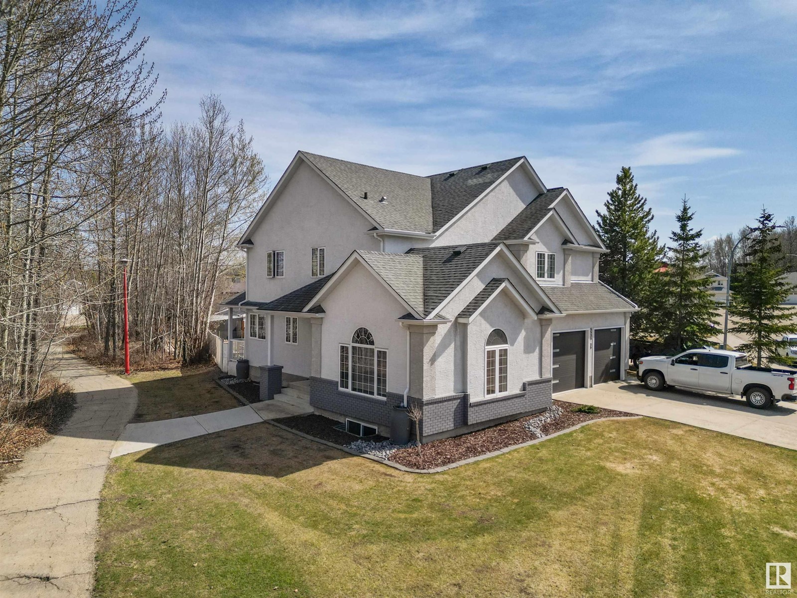 5521 39 St, Drayton Valley, Alberta  T7A 1L6 - Photo 1 - E4433086