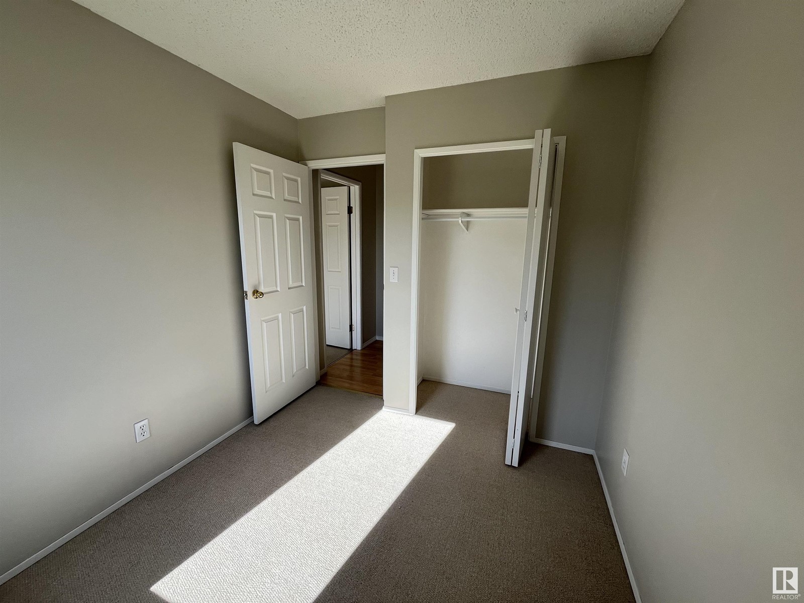 130 1 St, Blue Ridge, Alberta  T0E 0B0 - Photo 21 - E4433102