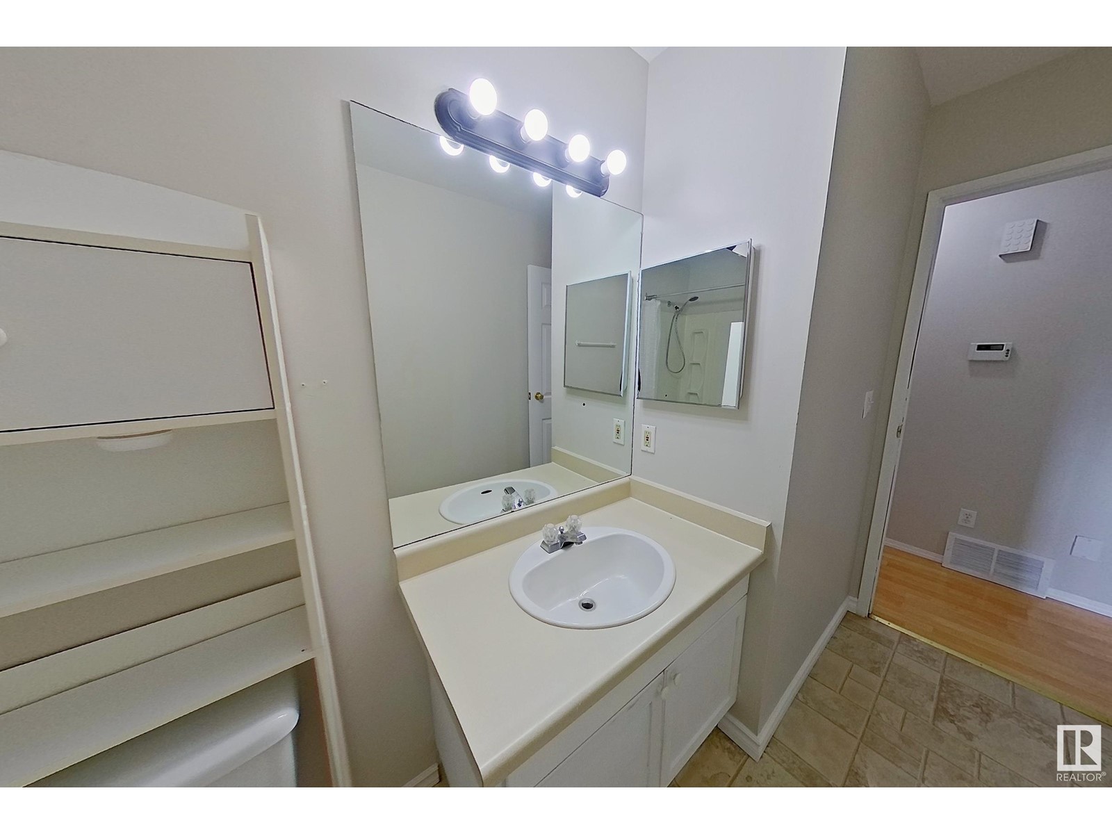 130 1 St, Blue Ridge, Alberta  T0E 0B0 - Photo 23 - E4433102