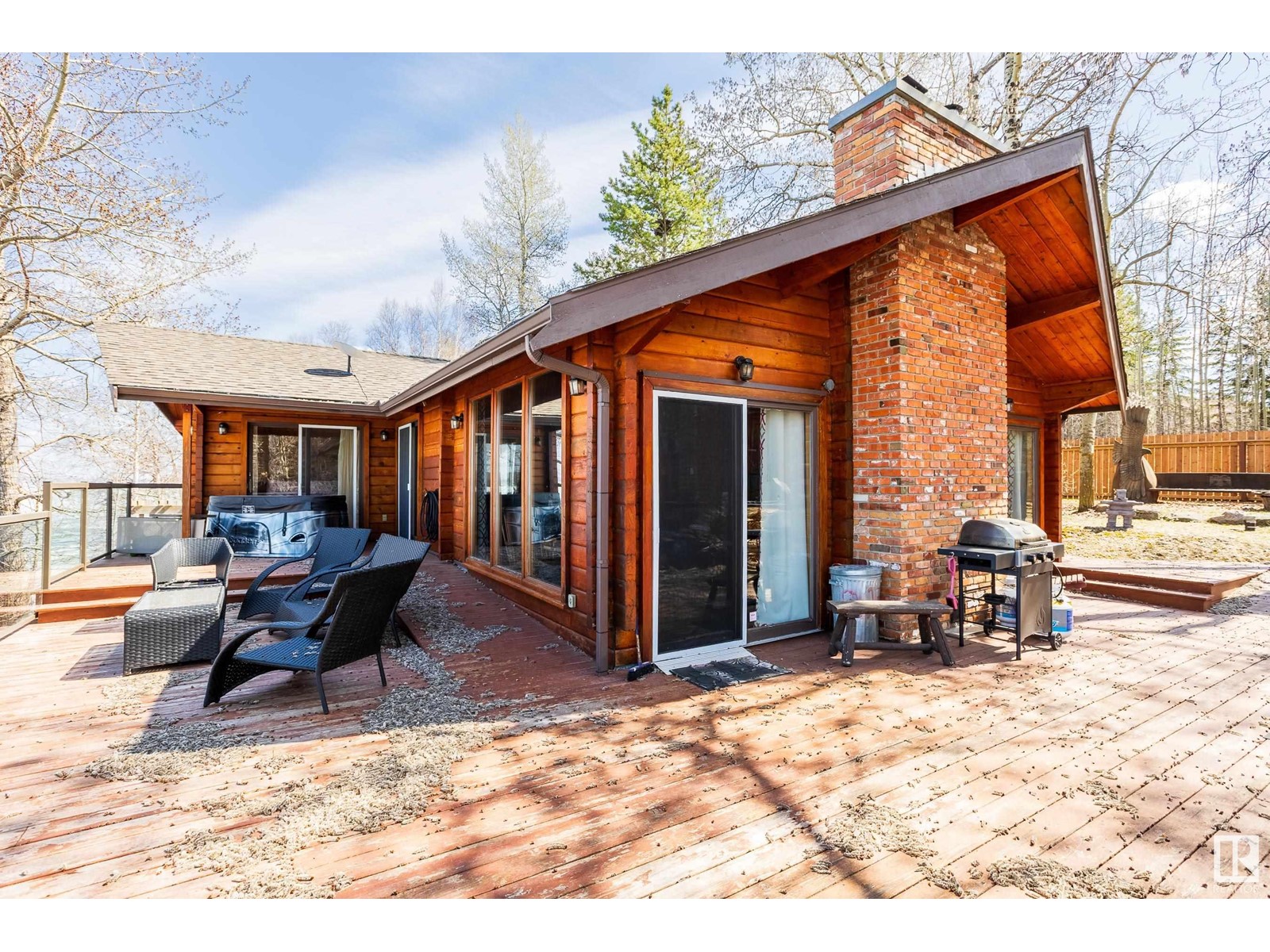 217 Lakeshore Dr, Rural Wetaskiwin County, Alberta  T0C 2V0 - Photo 2 - E4433207