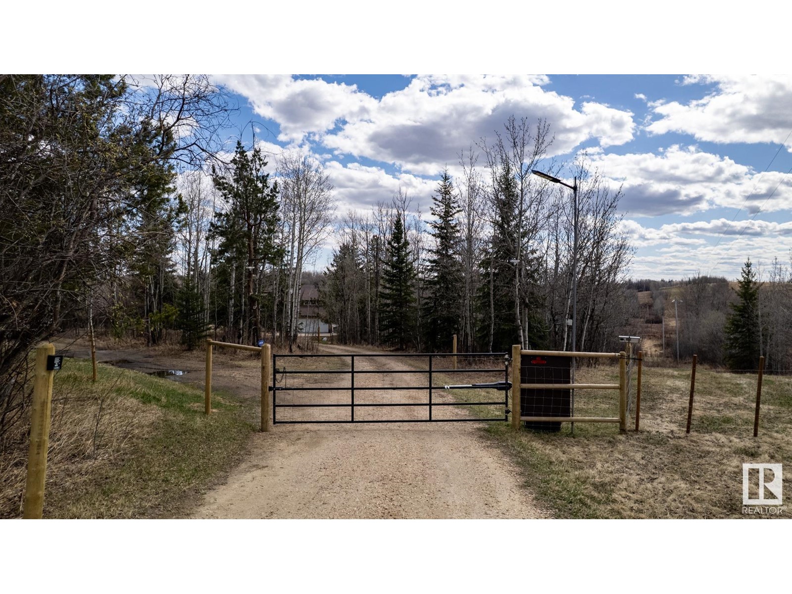8115 Township Road 574, Rural Lac Ste. Anne County, Alberta  T0E 1N0 - Photo 4 - E4433510