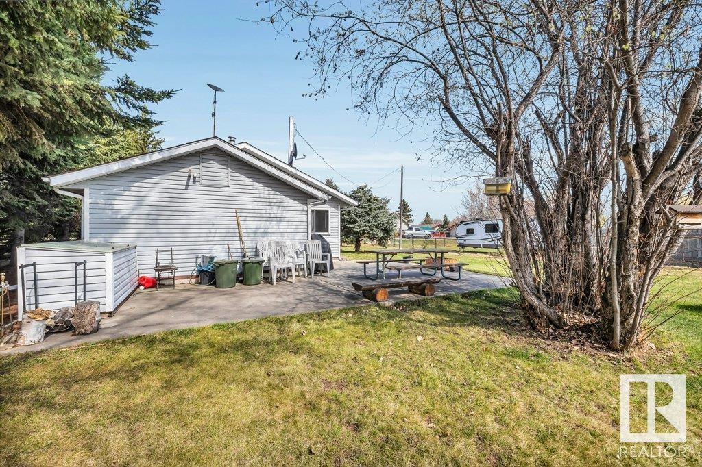 24 Lakeshore Drive, S.v. Grandview, Rural Wetaskiwin County, Alberta  T0C 2V0 - Photo 26 - E4433584
