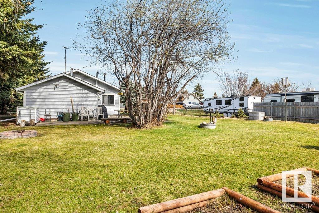 24 Lakeshore Drive, S.v. Grandview, Rural Wetaskiwin County, Alberta  T0C 2V0 - Photo 29 - E4433584
