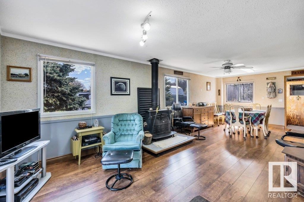 24 Lakeshore Drive, S.v. Grandview, Rural Wetaskiwin County, Alberta  T0C 2V0 - Photo 5 - E4433584