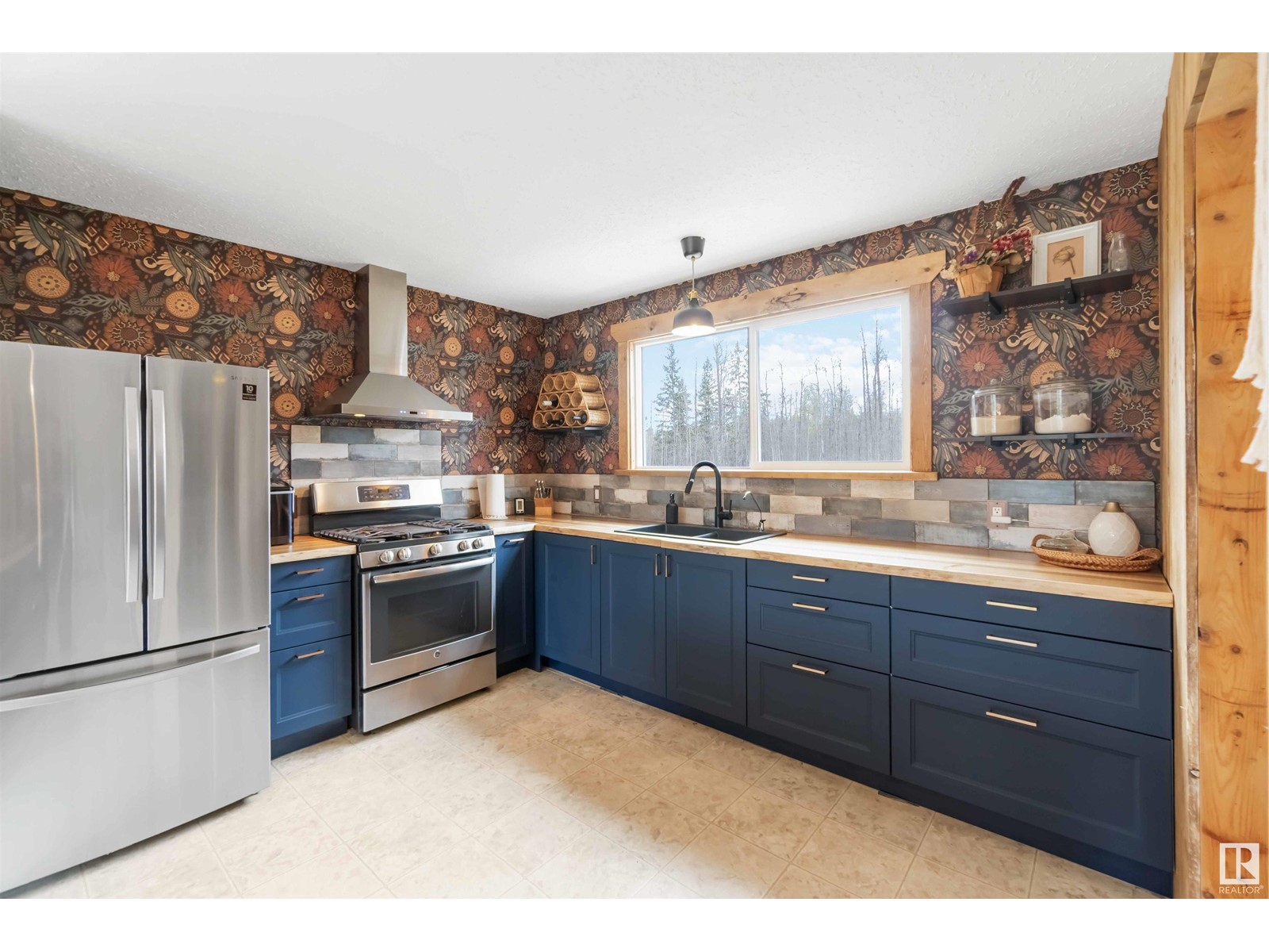 #28 54104 RGE ROAD 35, rural lac ste. anne county, Alberta