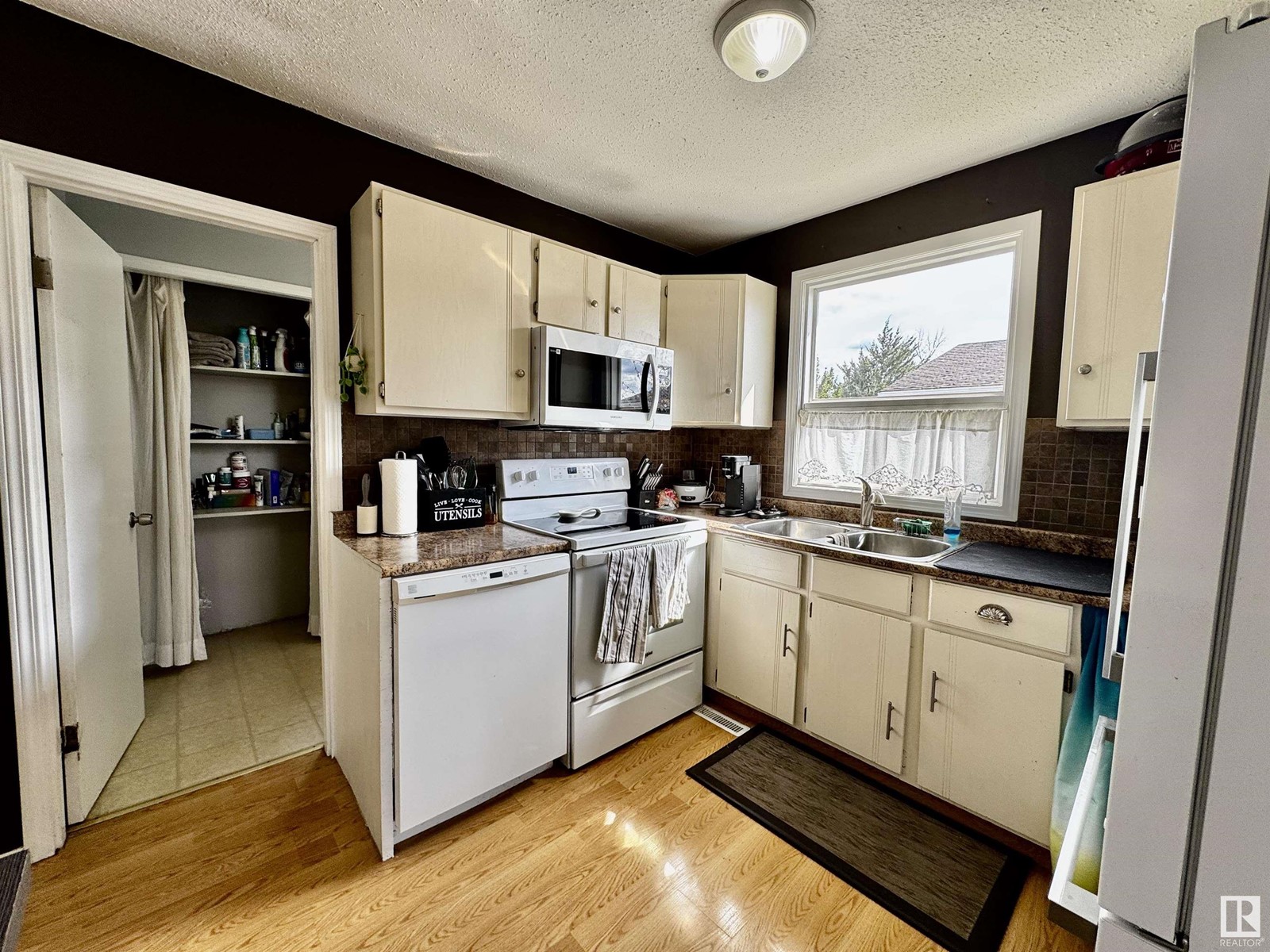 4721 49 Av, Drayton Valley, Alberta  T7A 1H8 - Photo 6 - E4433820