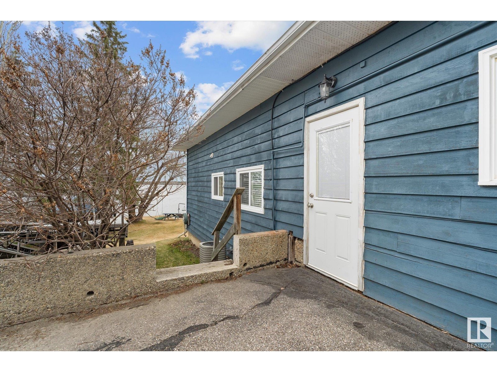 9 Bay Dr, Rural Lac Ste. Anne County, Alberta  T0E 0L0 - Photo 46 - E4434026