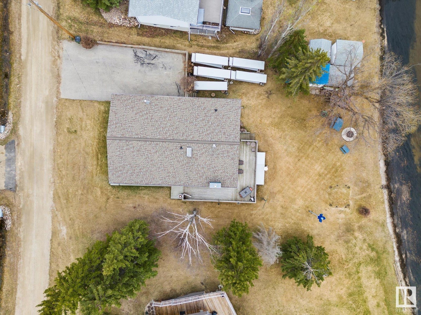 9 Bay Dr, Rural Lac Ste. Anne County, Alberta  T0E 0L0 - Photo 51 - E4434026