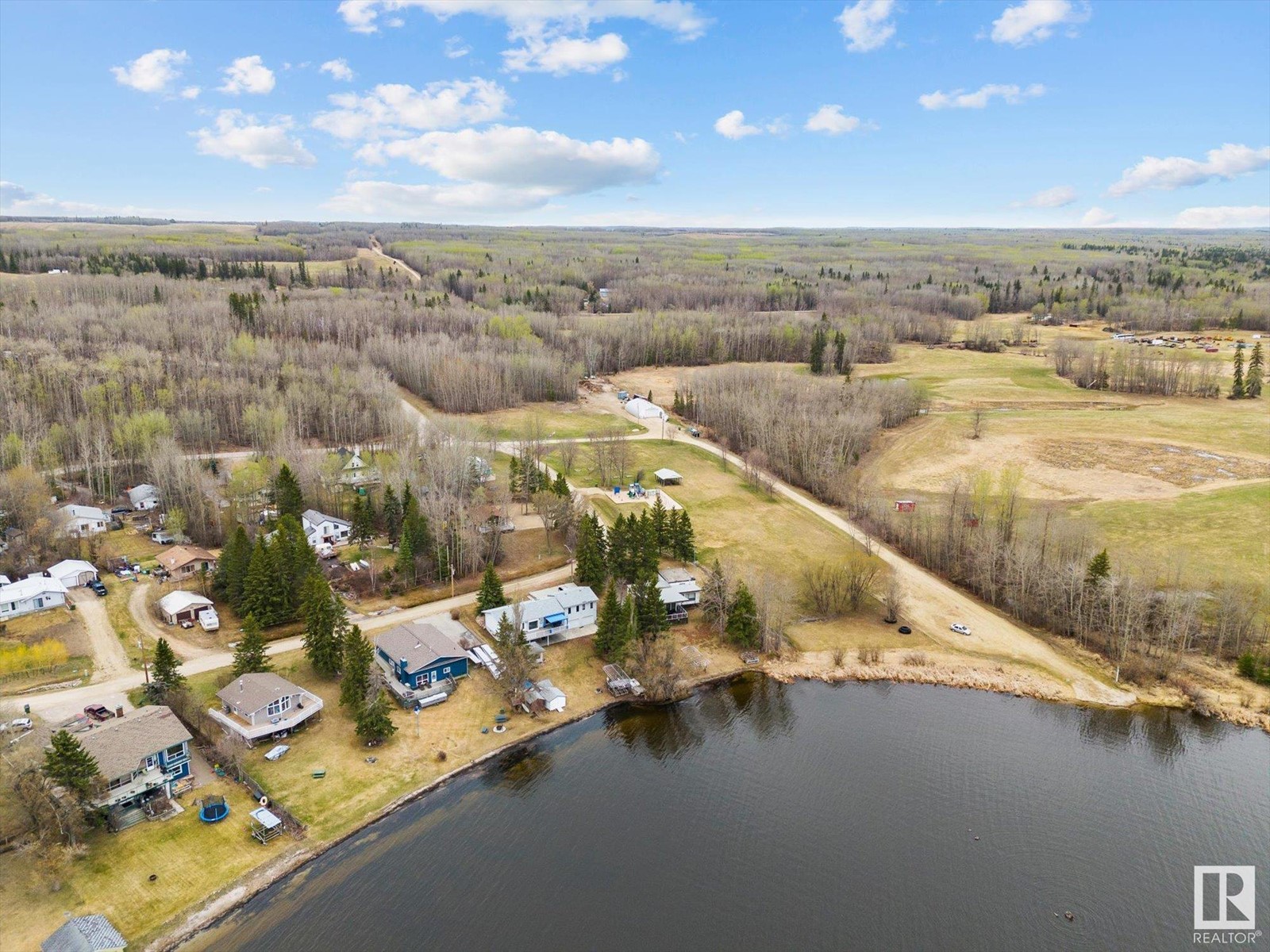9 Bay Dr, Rural Lac Ste. Anne County, Alberta  T0E 0L0 - Photo 54 - E4434026