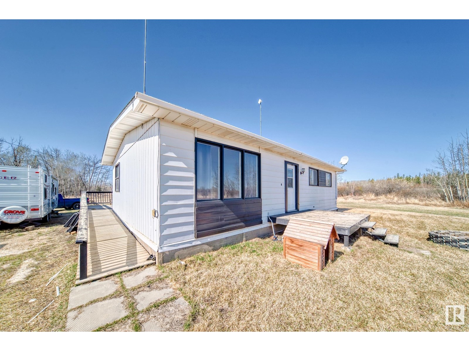 56123 hwy 777, rural lac ste. anne county, Alberta