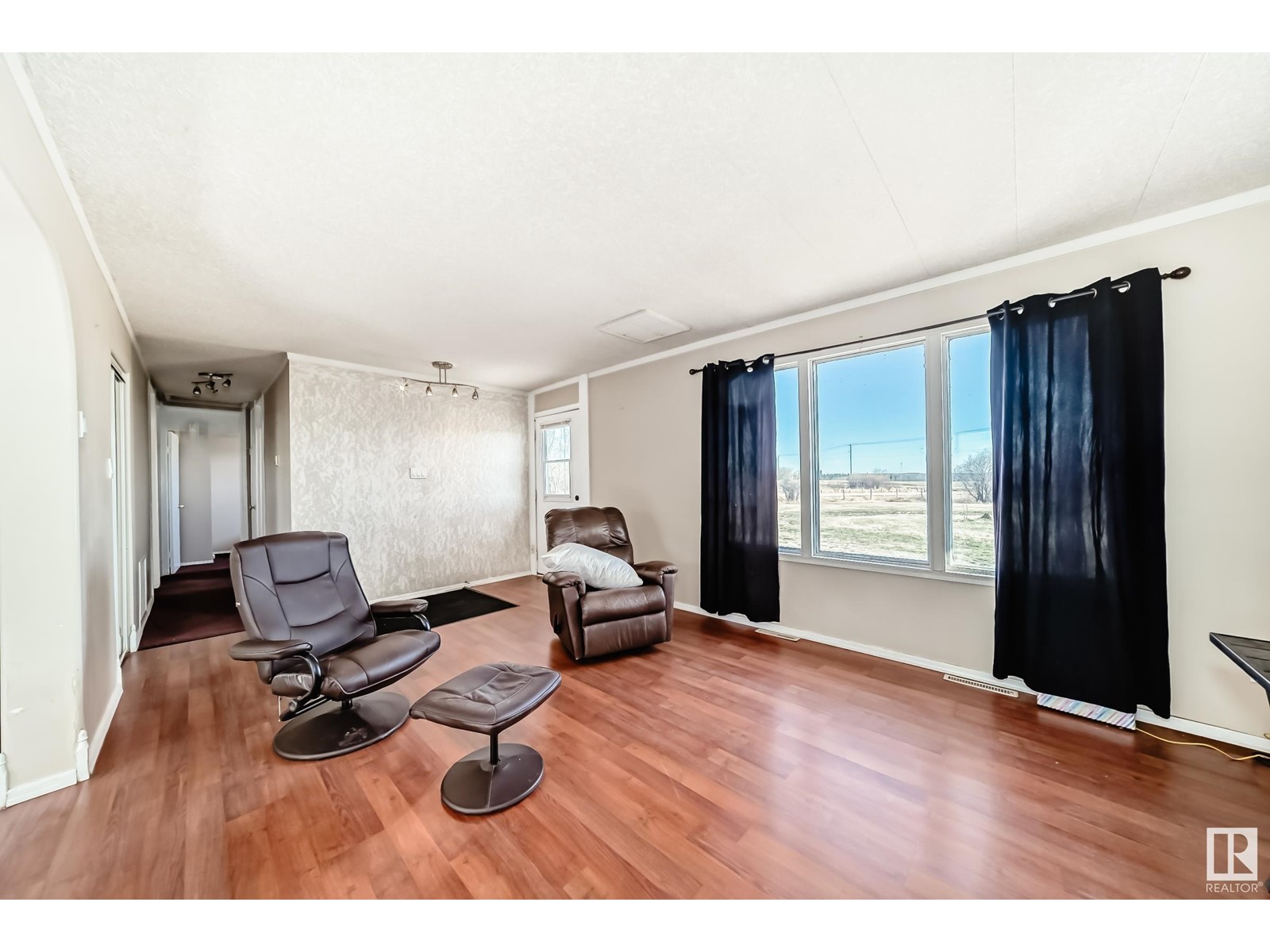 56123 Hwy 777, Rural Lac Ste. Anne County, Alberta  T0E 1V0 - Photo 11 - E4434162