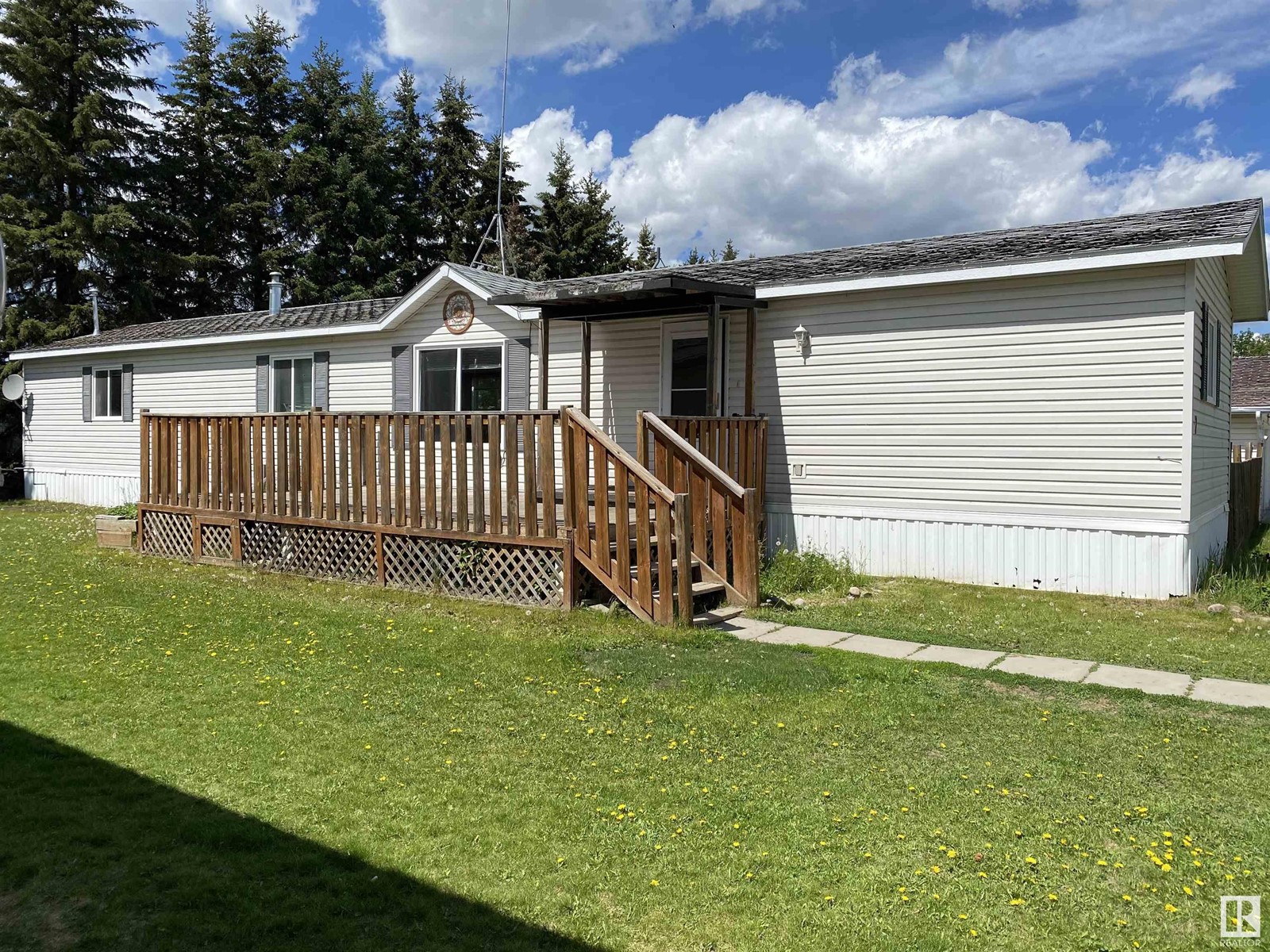 7 Village Green MHP, warburg, Alberta