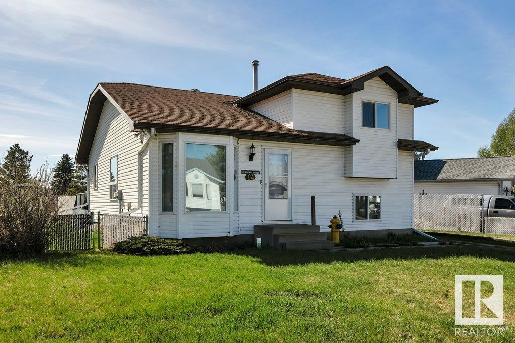 64 Parkview Cr, Calmar, Alberta  T0C 0V0 - Photo 1 - E4434541