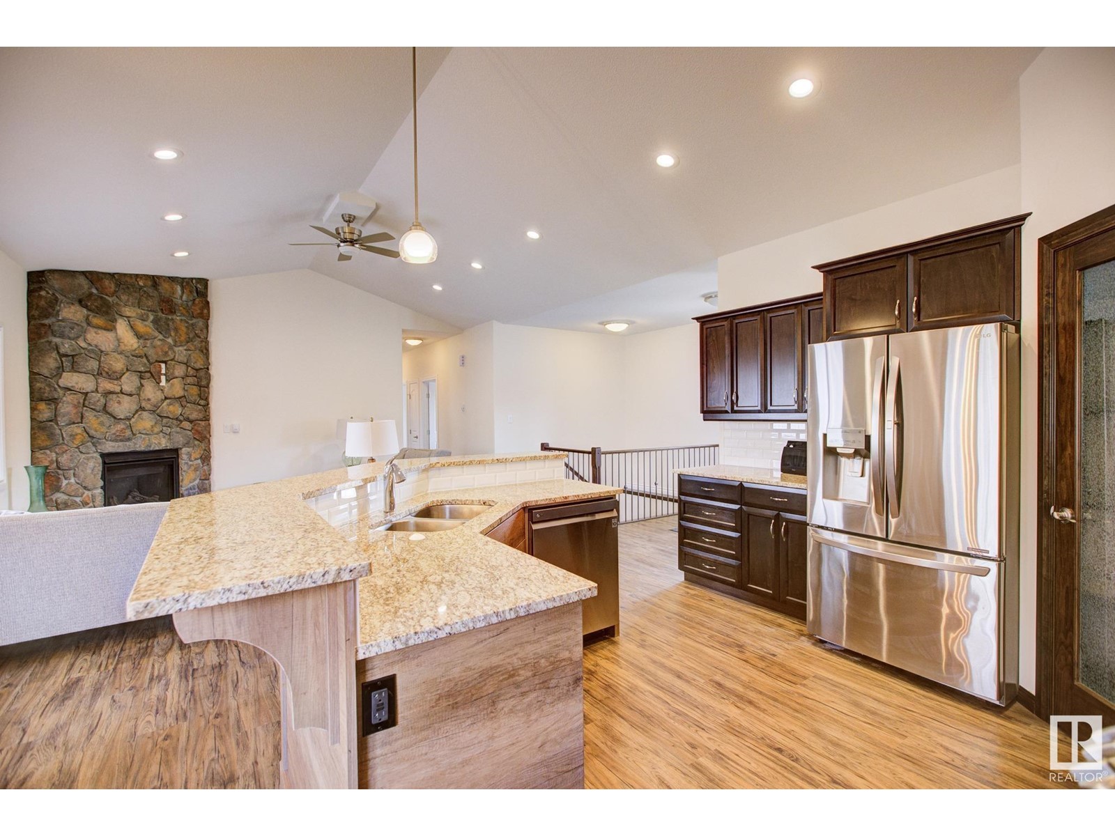 404 Duncan, Rural Barrhead County, Alberta  T0E 1A0 - Photo 16 - E4434701