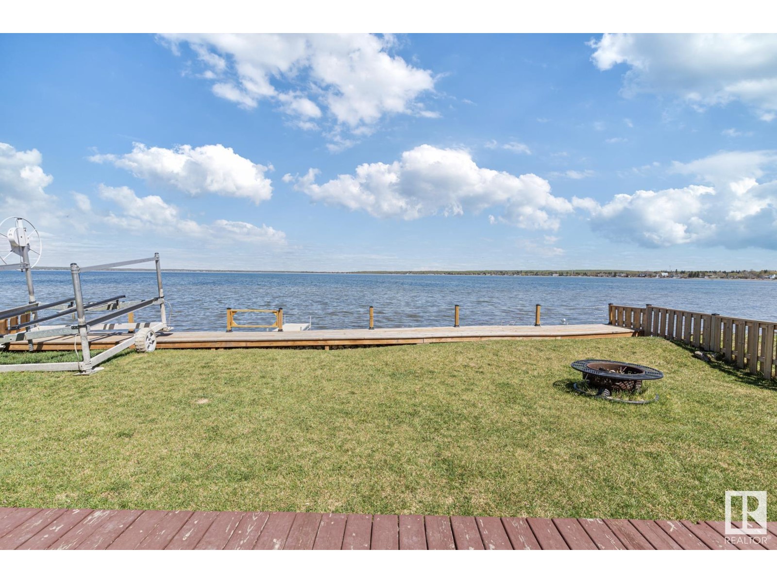 6330 Ste Anne Trail, Rural Lac Ste. Anne County, Alberta  T0E 0A0 - Photo 11 - E4434843
