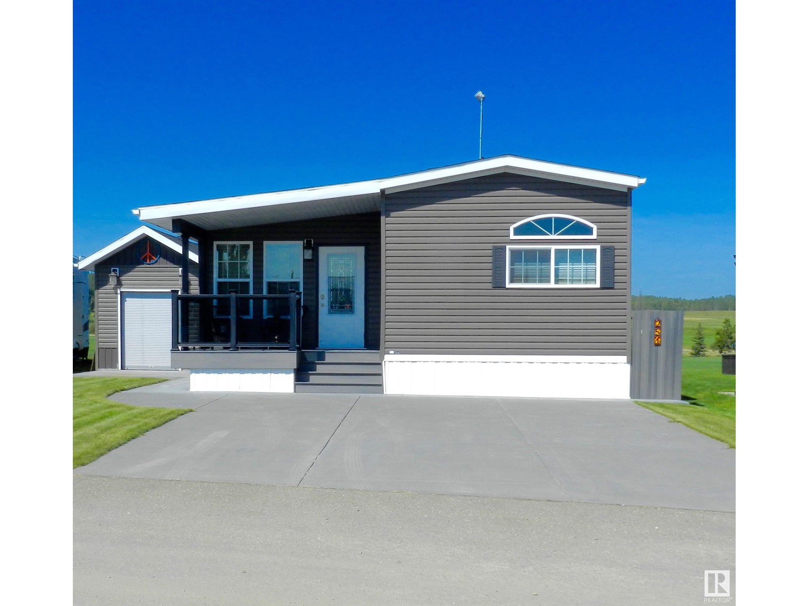 #251 53126 Rge Road 70, Rural Parkland County, Alberta  T0E 0S0 - Photo 2 - E4435163