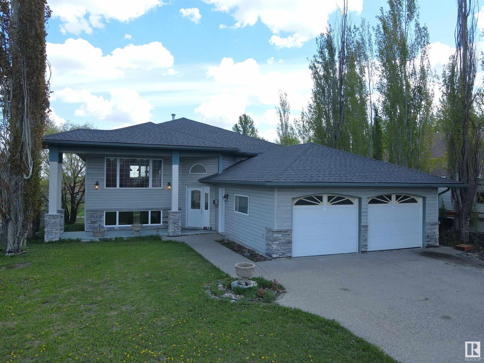4819 39 St, Drayton Valley, Alberta  T7A 1V7 - Photo 1 - E4436229