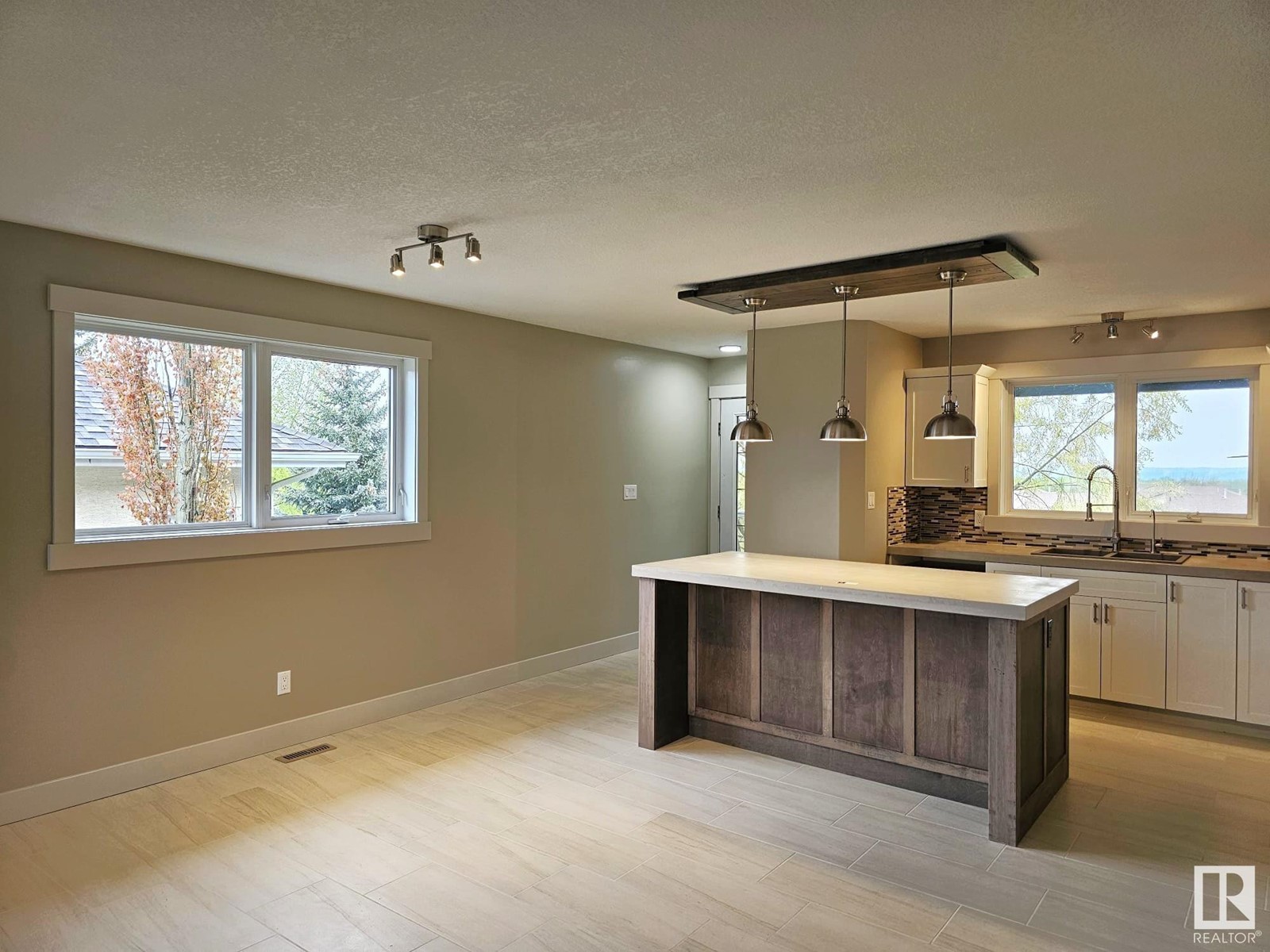 4819 39 St, Drayton Valley, Alberta  T7A 1V7 - Photo 5 - E4436229