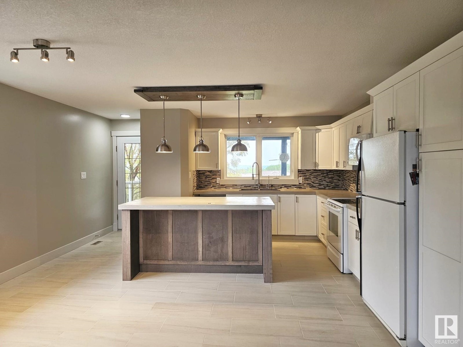 4819 39 St, Drayton Valley, Alberta  T7A 1V7 - Photo 6 - E4436229