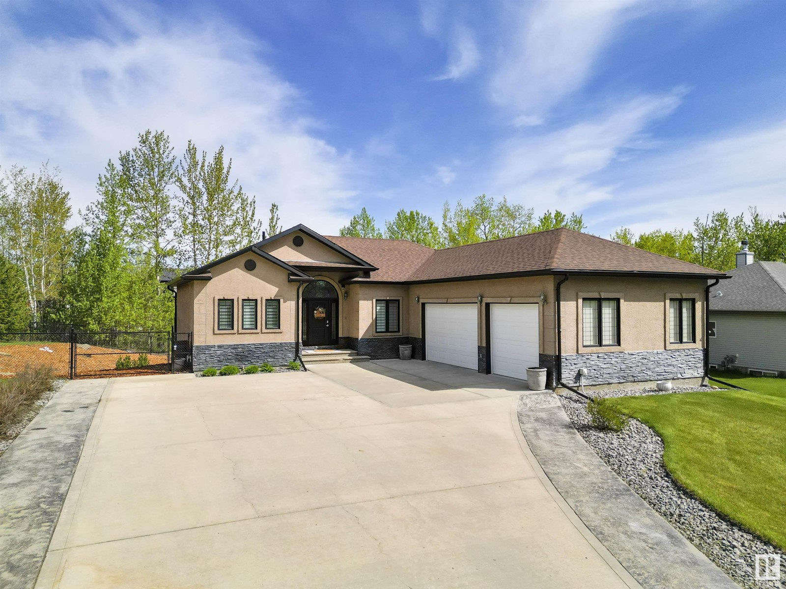 404 49119 RR73, rural brazeau county, Alberta