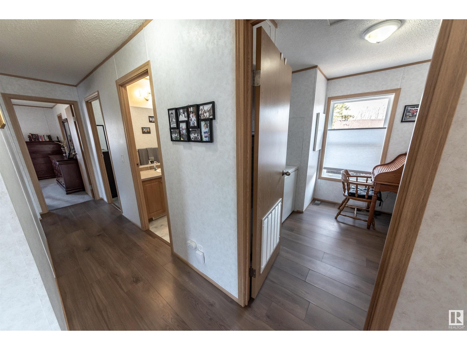 4916 56 St, Rural Lac Ste. Anne County, Alberta  T0E 0A0 - Photo 10 - E4436617