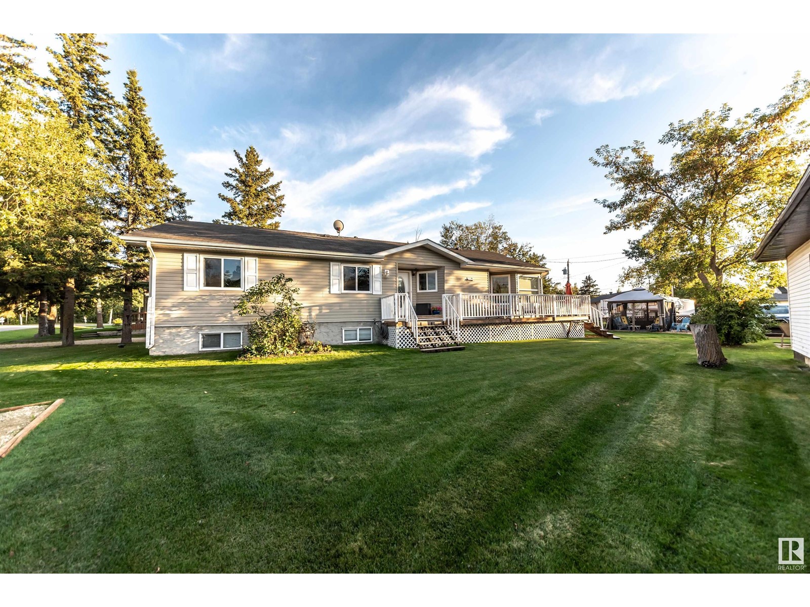 4916 56 St, Rural Lac Ste. Anne County, Alberta  T0E 0A0 - Photo 48 - E4436617
