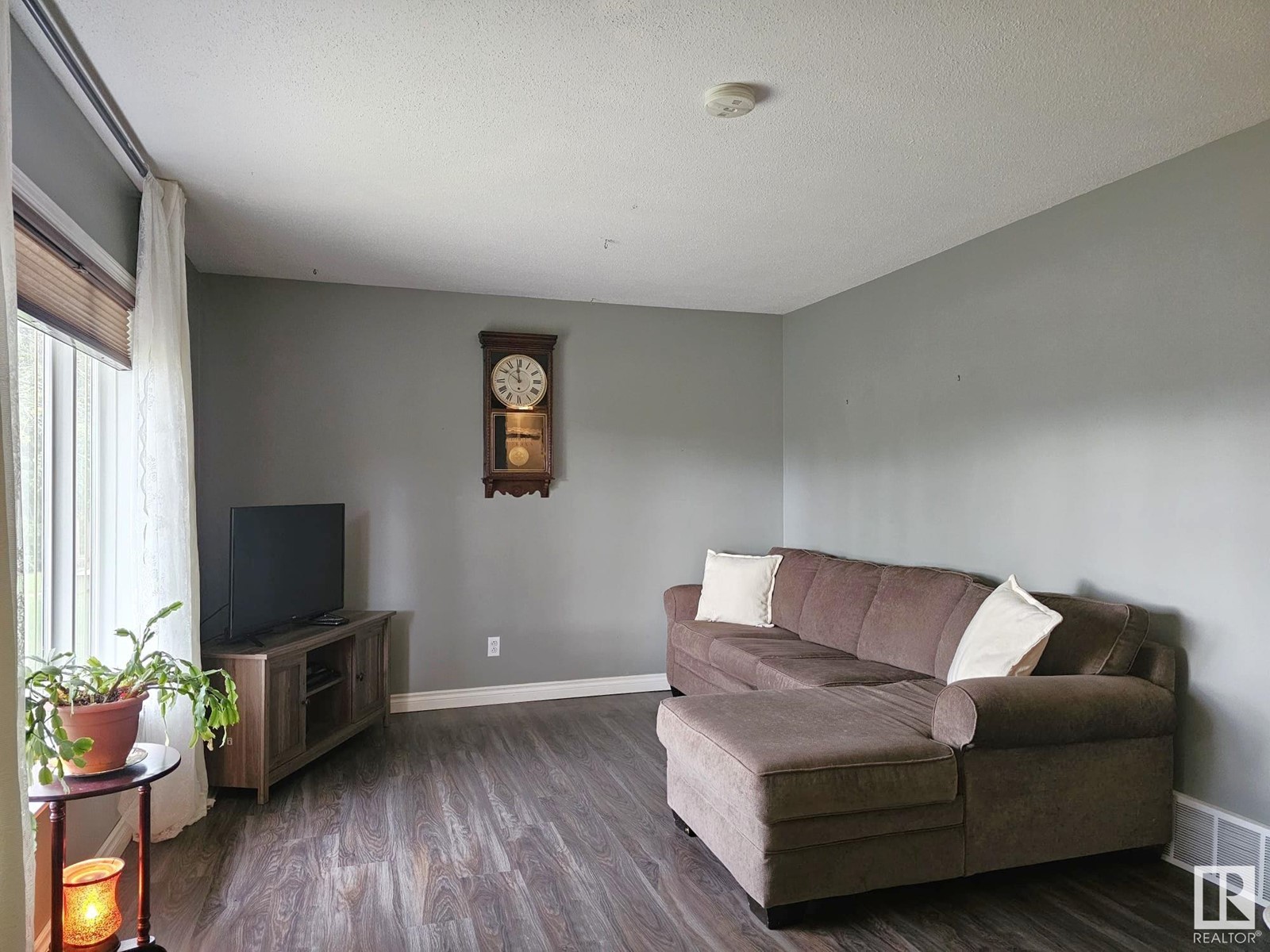5096 45 St, Drayton Valley, Alberta  T7A 1C2 - Photo 3 - E4436646