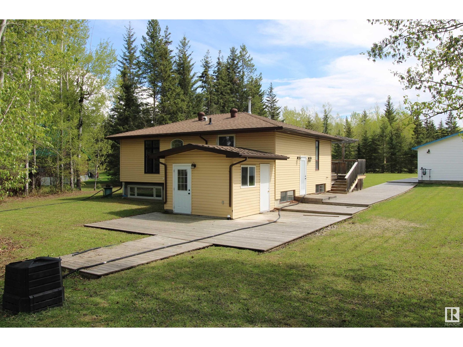 44 9002 Hwy 16, Rural Yellowhead, Alberta  T0E 2M0 - Photo 2 - E4437007