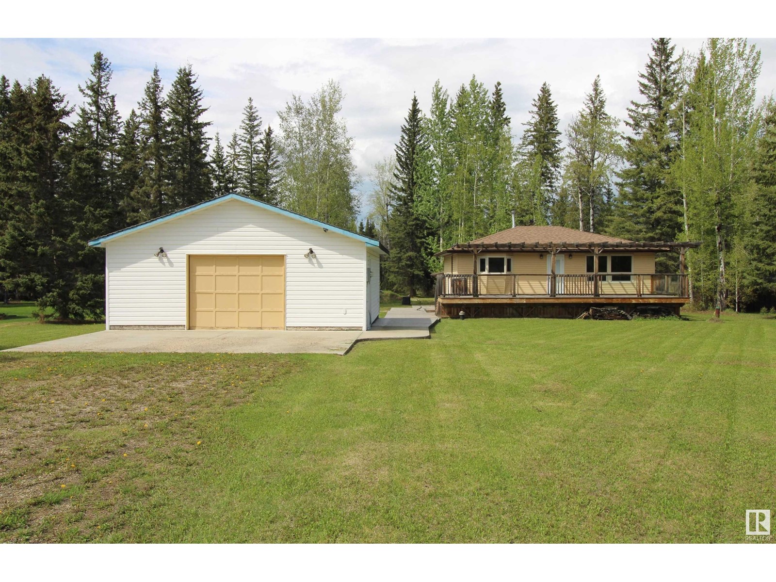 44 9002 Hwy 16, Rural Yellowhead, Alberta  T0E 2M0 - Photo 8 - E4437007