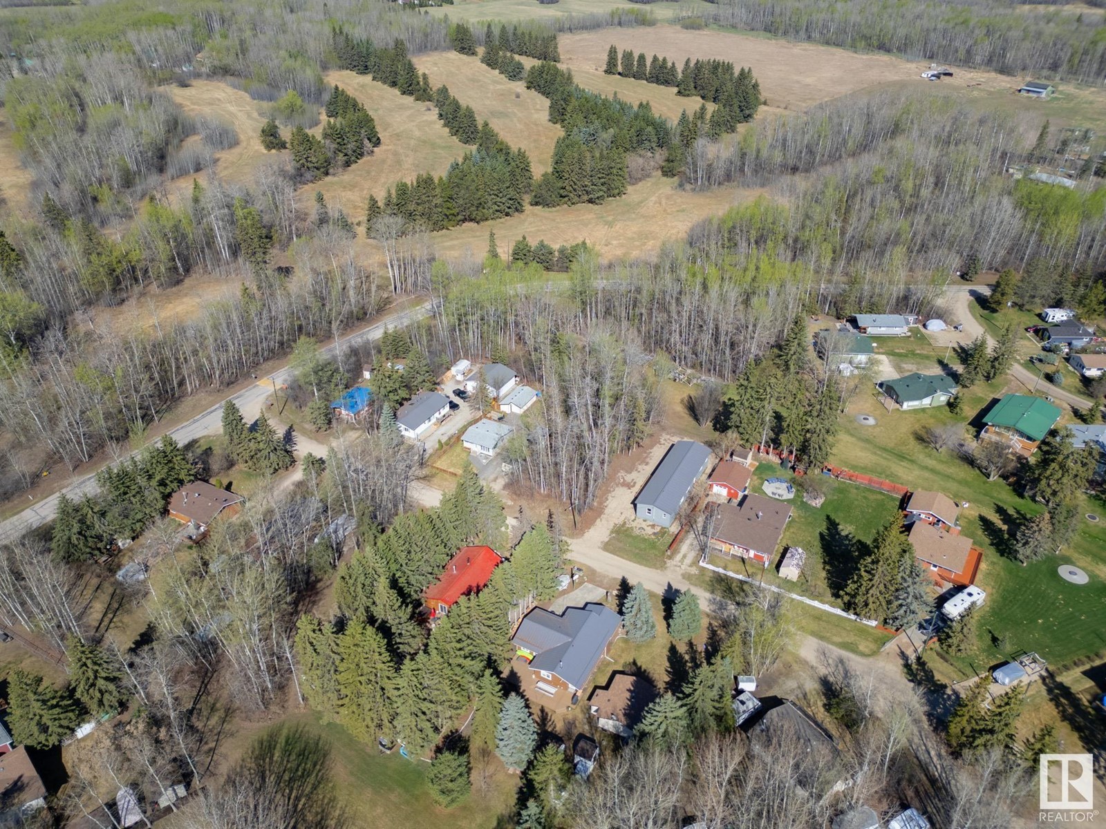 303 3rd Street, Rural Lac Ste. Anne County, Alberta  T0E 0A0 - Photo 13 - E4437077