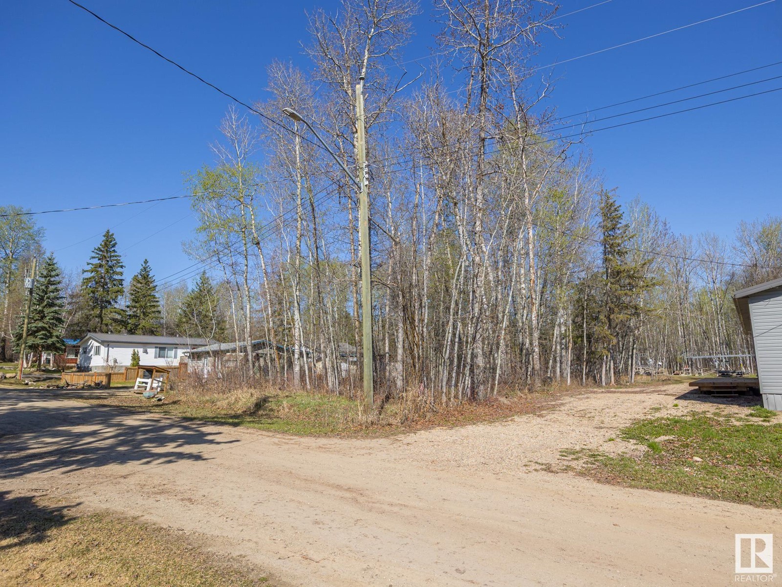 303 3rd Street, Rural Lac Ste. Anne County, Alberta  T0E 0A0 - Photo 2 - E4437077