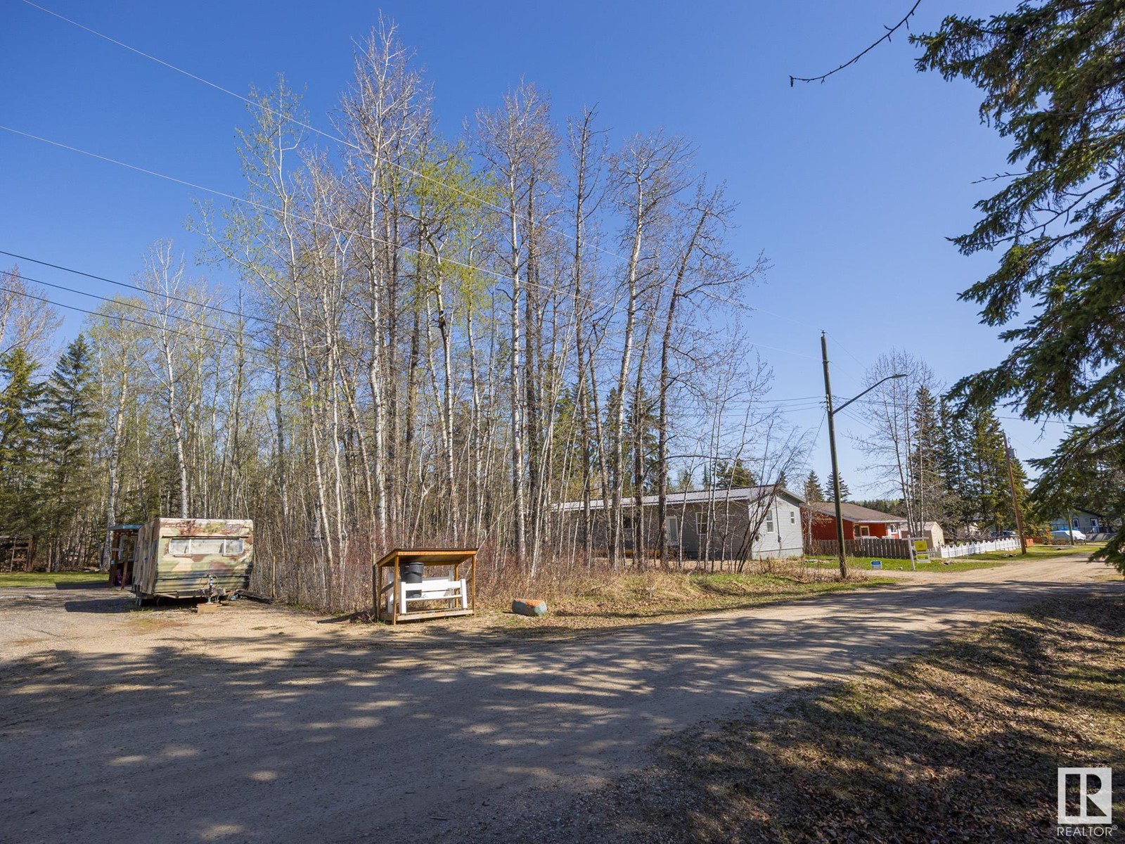 303 3rd Street, Rural Lac Ste. Anne County, Alberta  T0E 0A0 - Photo 5 - E4437077