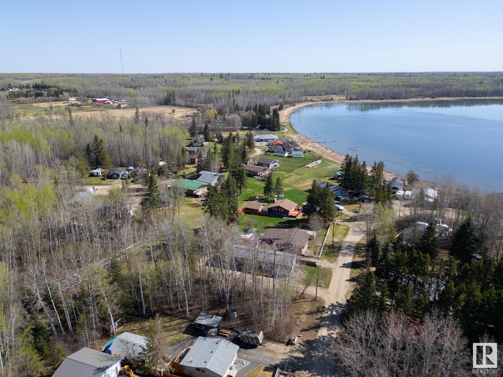 303 3rd Street, Rural Lac Ste. Anne County, Alberta  T0E 0A0 - Photo 9 - E4437077