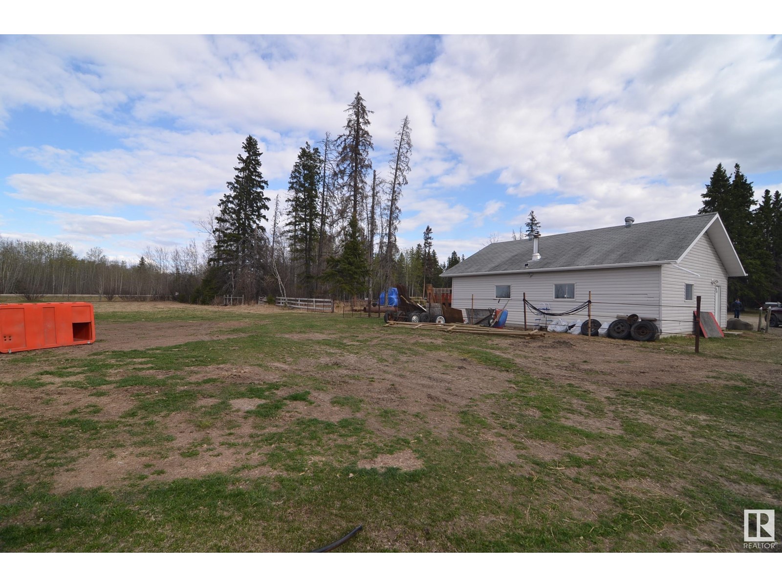 55428 Hwy 763, Rural Lac Ste. Anne County, Alberta  T0E 0J0 - Photo 11 - E4437406