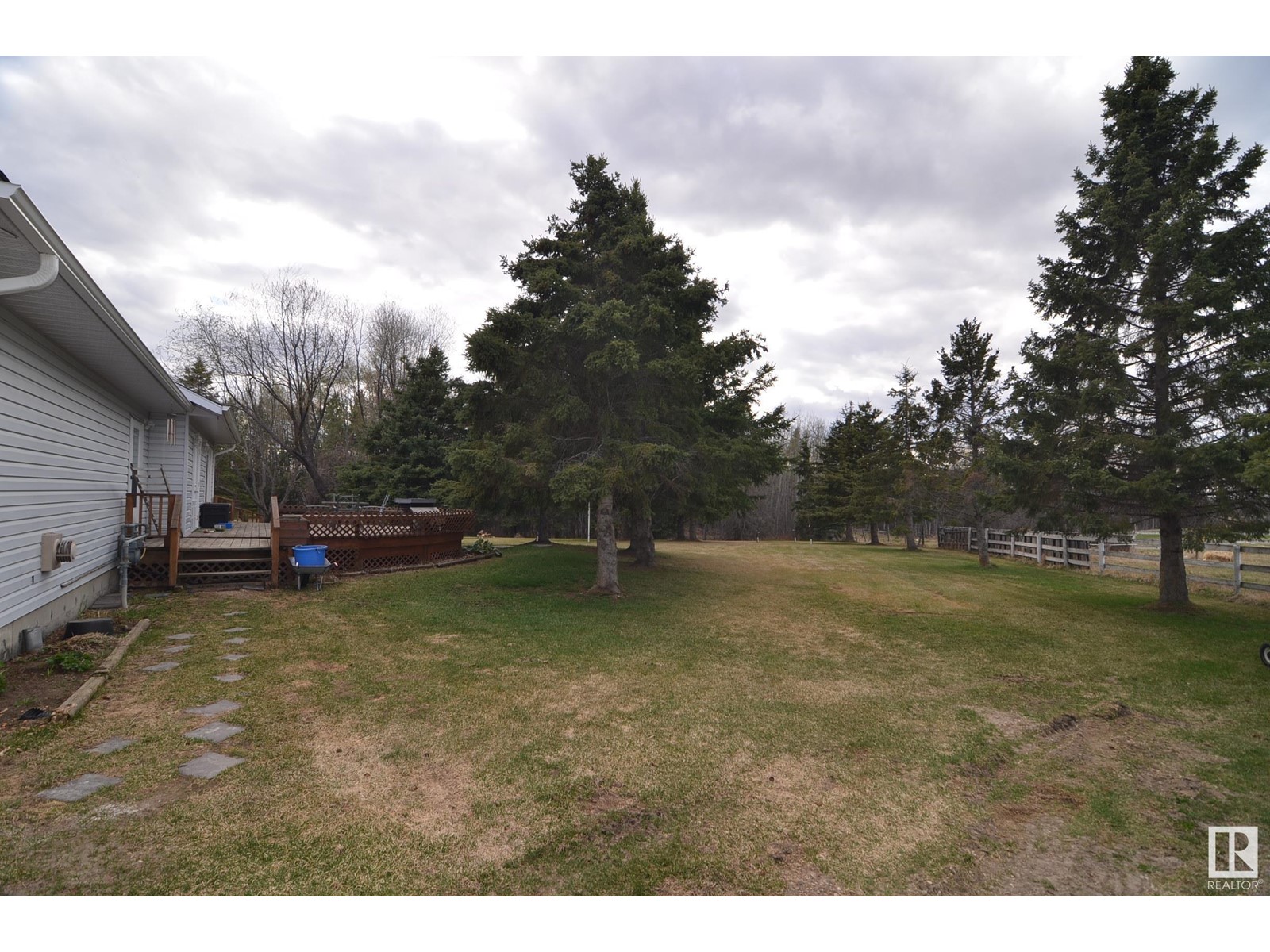 55428 Hwy 763, Rural Lac Ste. Anne County, Alberta  T0E 0J0 - Photo 12 - E4437406