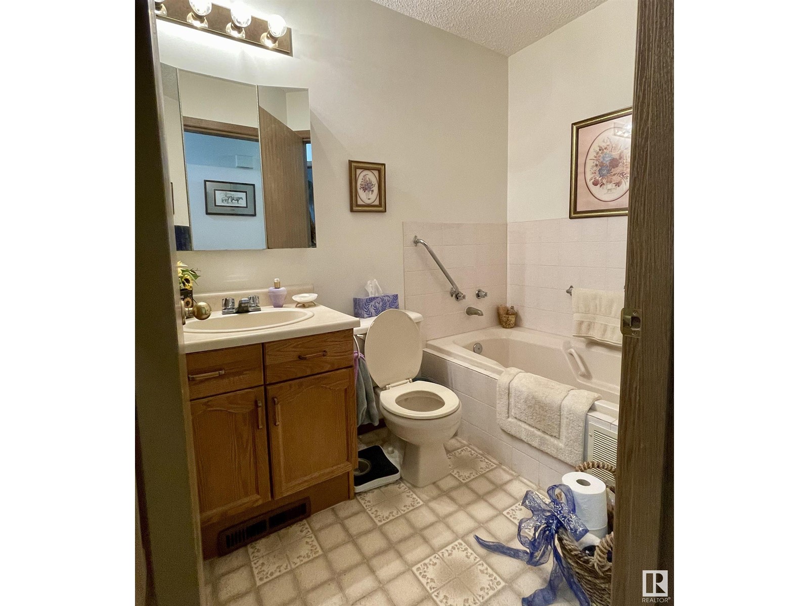 509 5 St, Rural Lac Ste. Anne County, Alberta  T0E 0A0 - Photo 16 - E4437527
