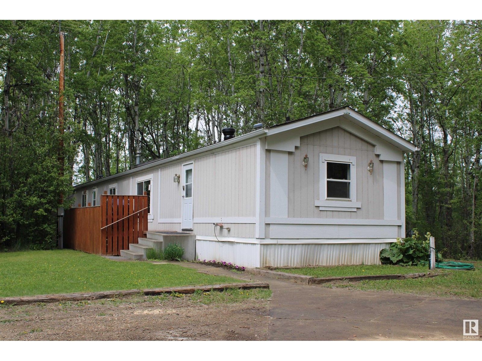 1104 Twp Road 545, Rural Lac Ste. Anne County, Alberta  T0E 1V0 - Photo 1 - E4437616