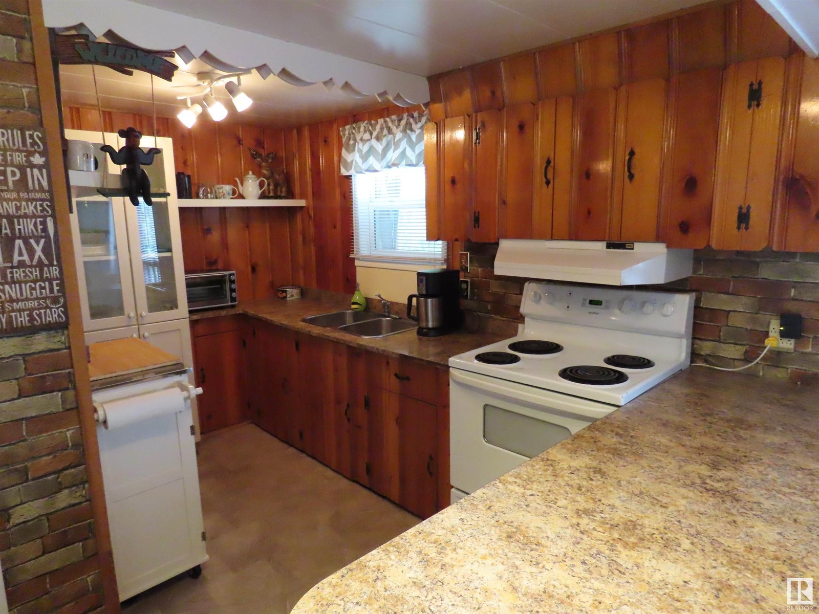 216 2nd St, Rural Lac Ste. Anne County, Alberta  T0E 0A2 - Photo 15 - E4437633