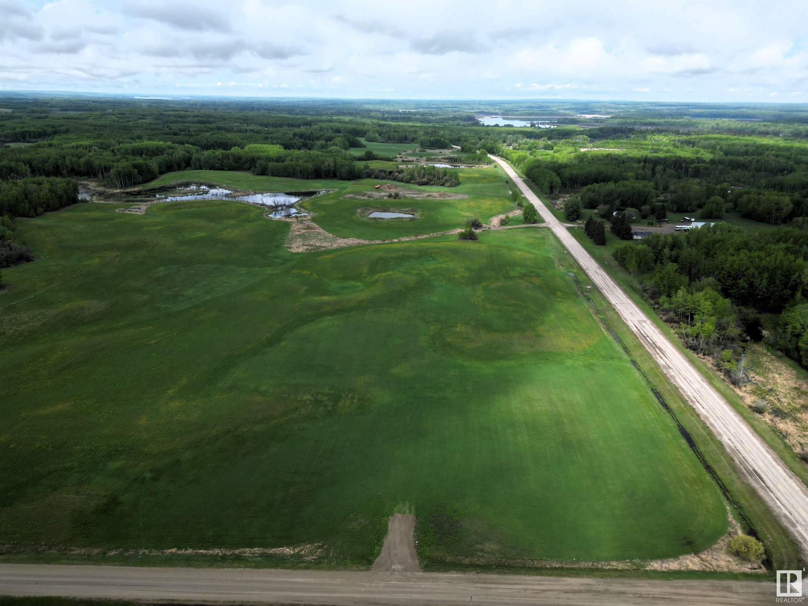 4305 Highway 633, Rural Lac Ste. Anne County, Alberta  T0E 0L0 - Photo 11 - E4438106