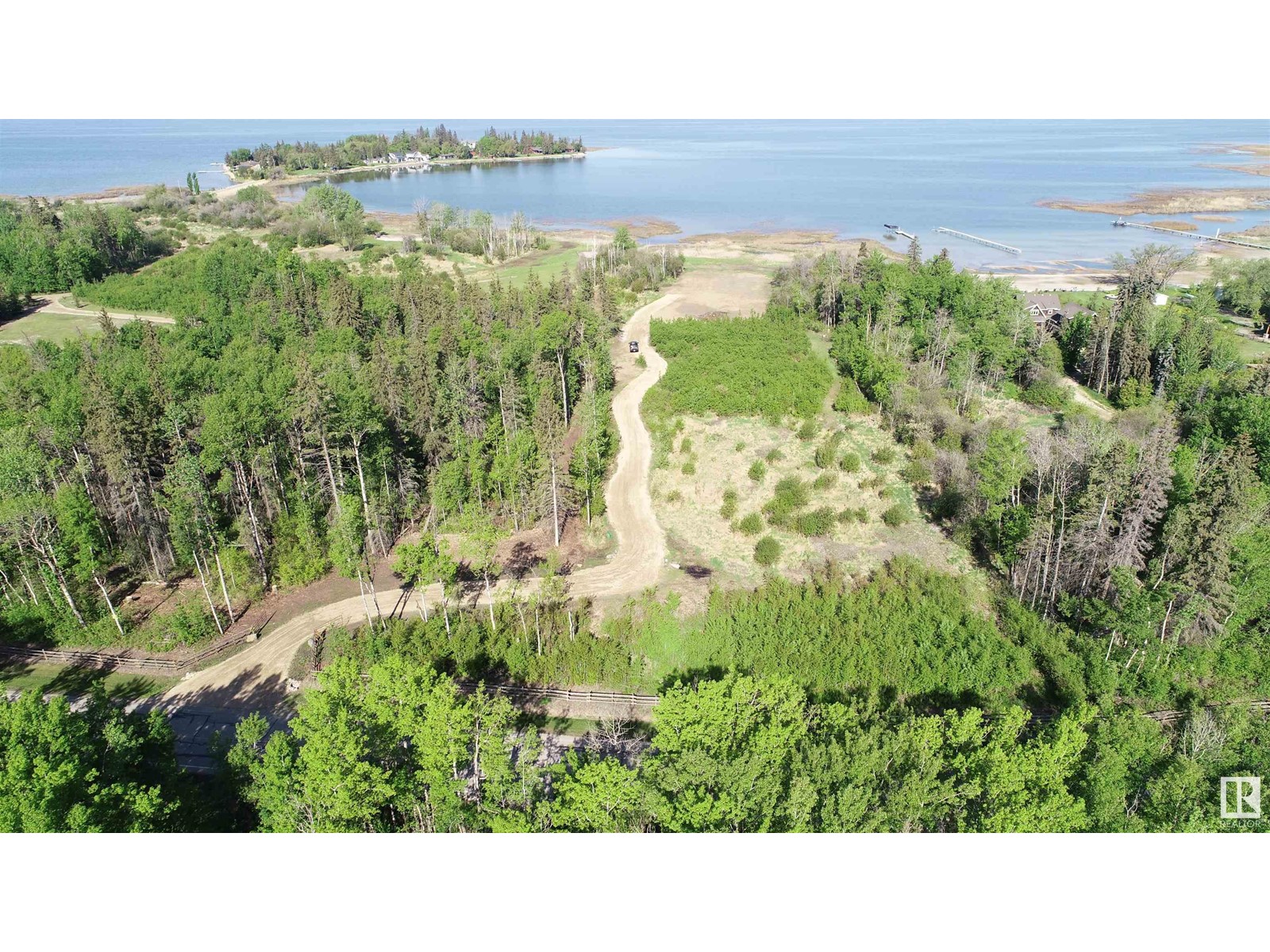 545165 Ste Anne Trail, Rural Lac Ste. Anne County, Alberta  T0E 0A1 - Photo 2 - E4438404
