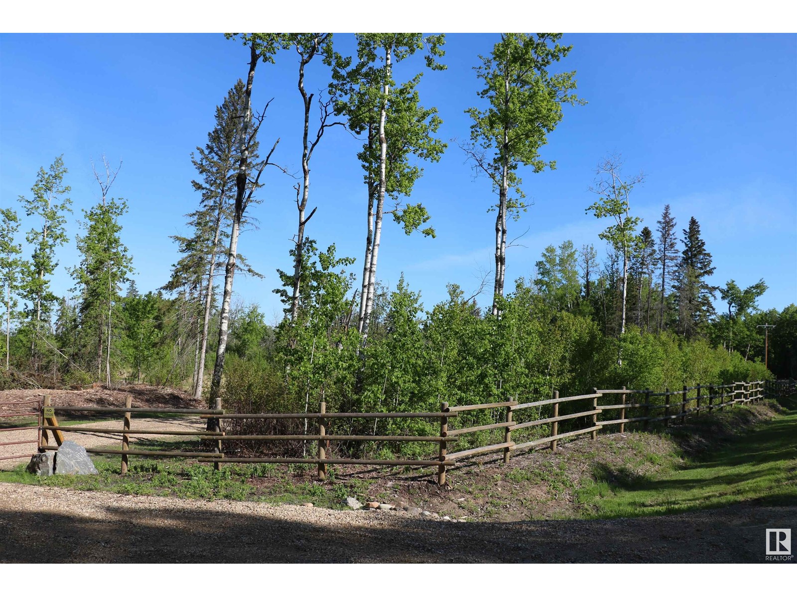 545165 Ste Anne Trail, Rural Lac Ste. Anne County, Alberta  T0E 0A1 - Photo 8 - E4438404