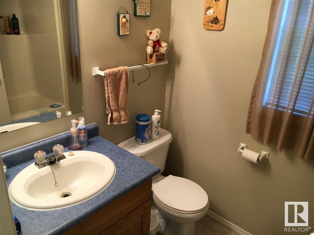 8 Woodcroft Pl, Warburg, Alberta  T0C 2T0 - Photo 9 - E4438647