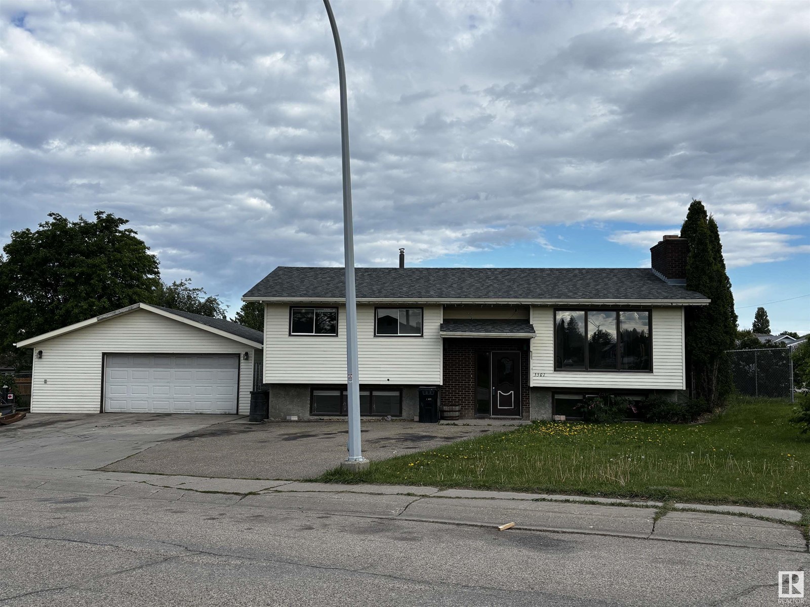 5501 48 ST, drayton valley, Alberta