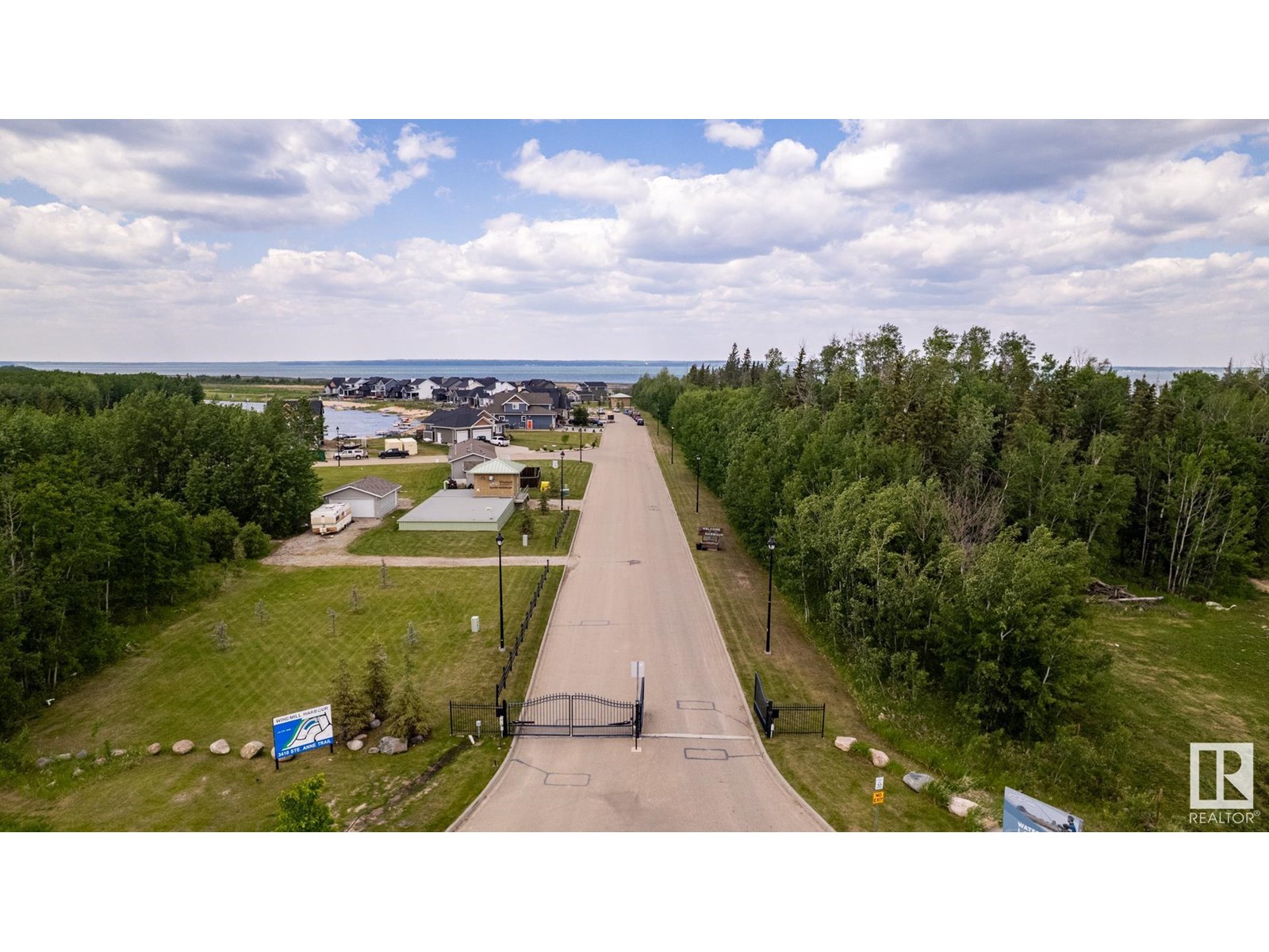 5 3410 Ste Anne Tr, Rural Lac Ste. Anne County, Alberta  T0E 0A1 - Photo 6 - E4440419